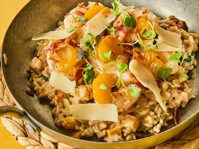 Risotto de centolla con limón y parmesano